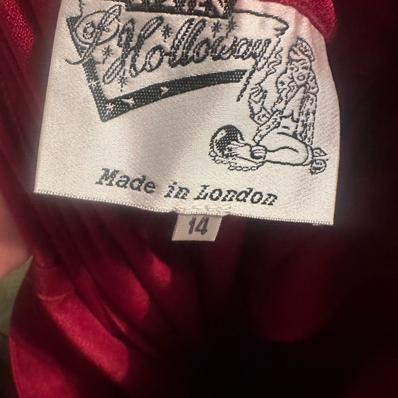 Vivien of Holloway Red High-Waisted Pants - Picture 4 of 4